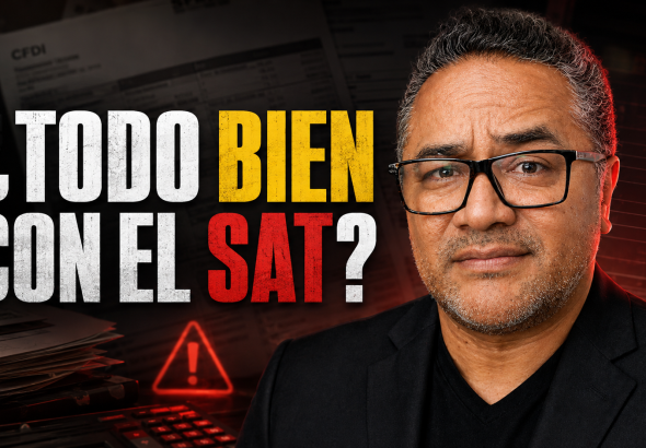 Jorge Abel García señalando el mensaje “¿Todo bien con el SAT?” en una imagen sobre revisión fiscal preventiva.